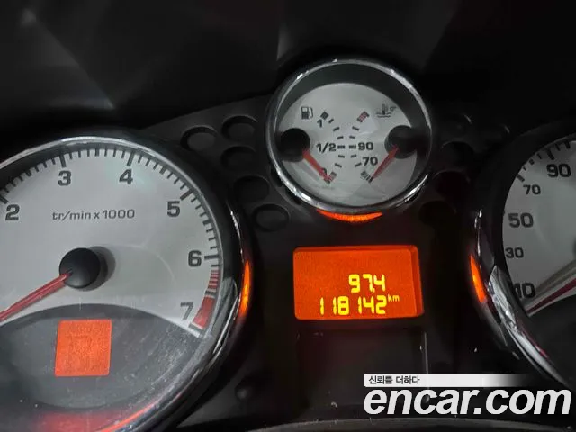 Peugeot 207 2011 thumb 5