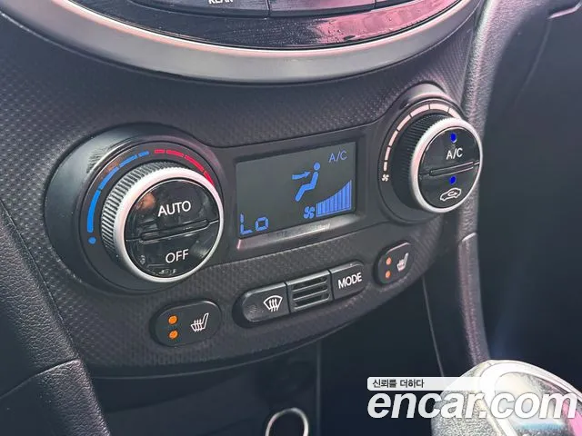 Hyundai Accent 2015 thumb 3