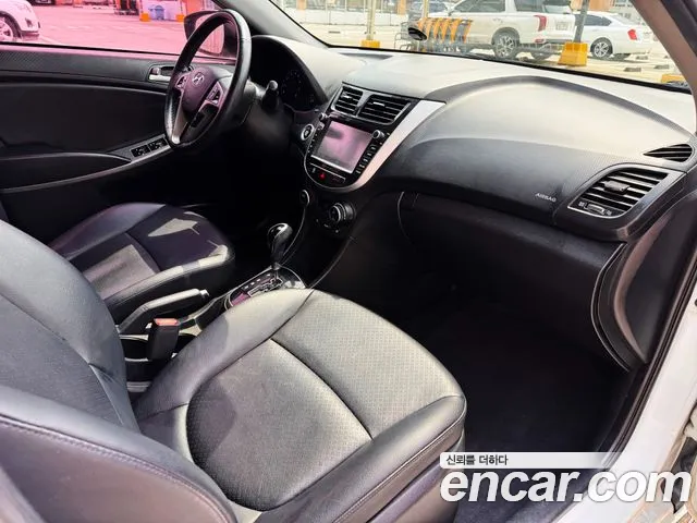 Hyundai Accent 2015 thumb 8