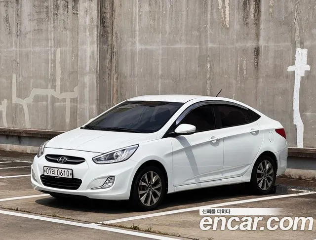 Hyundai Accent 2015 thumb 4