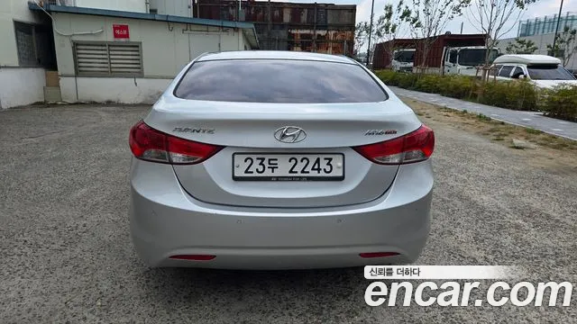 Hyundai Avante 2011 thumb 11