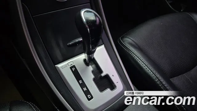 Hyundai Avante 2011 thumb 9