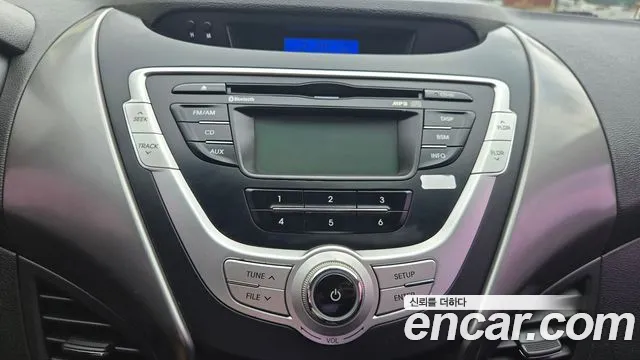 Hyundai Avante 2011 thumb 7
