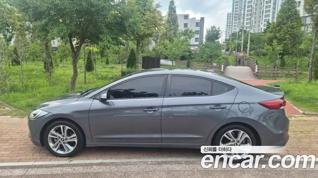 Hyundai AD 2017 thumb 4