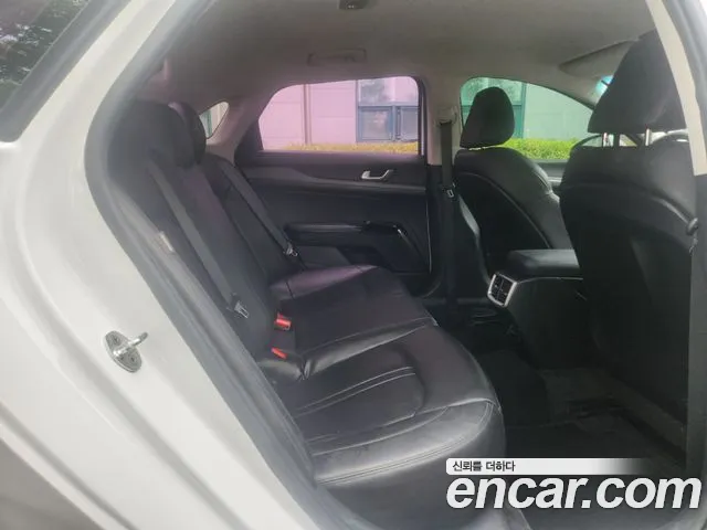 Kia K5 2021 thumb 11