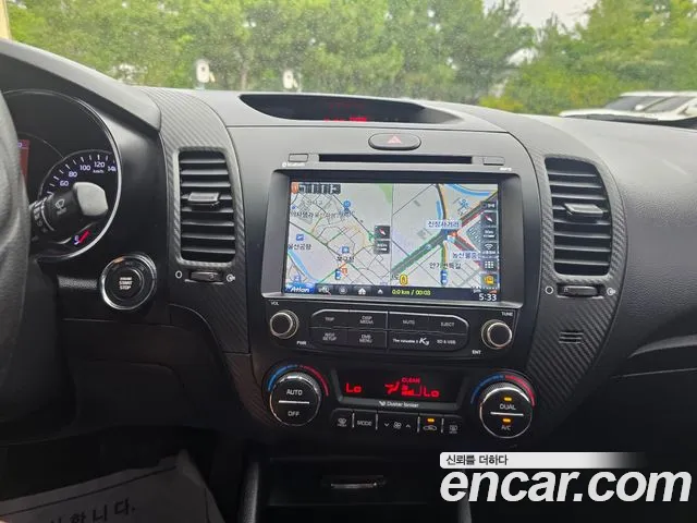 Kia K3 2014 thumb 10