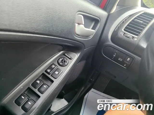 Kia K3 2014 thumb 3