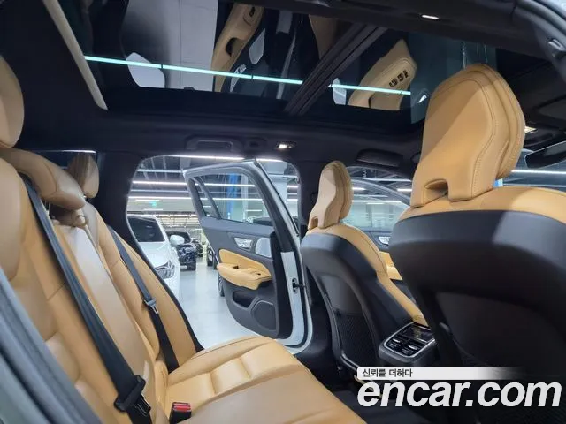 Volvo V60 2023 thumb 6