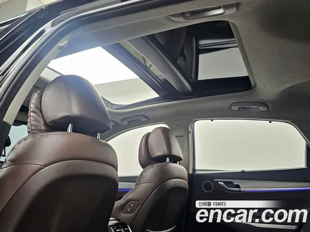 Hyundai Grandeur 2017 thumb 6