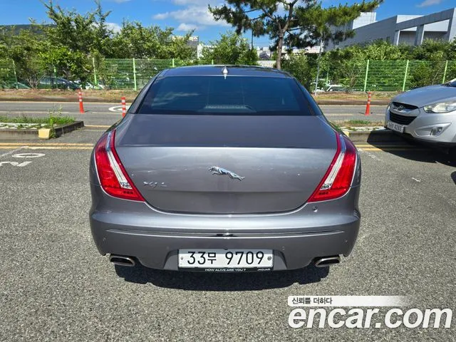 Jaguar XJ 2014 thumb 4