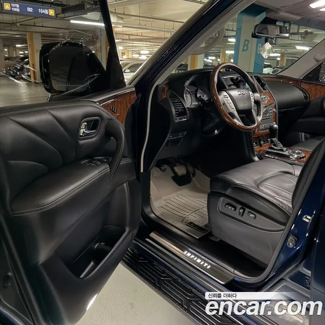 Infiniti QX80 2014 thumb 9
