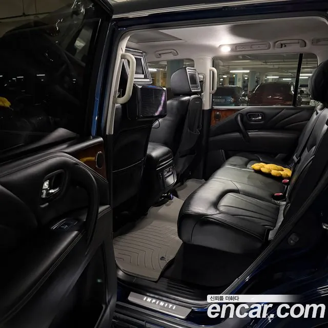 Infiniti QX80 2014 thumb 10