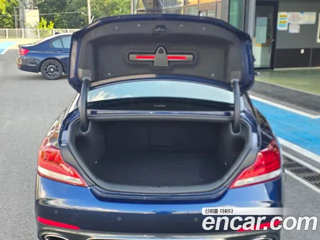 Genesis G70 2018 thumb 12