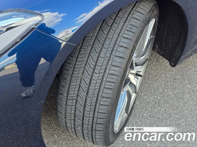 Genesis G70 2018 thumb 5