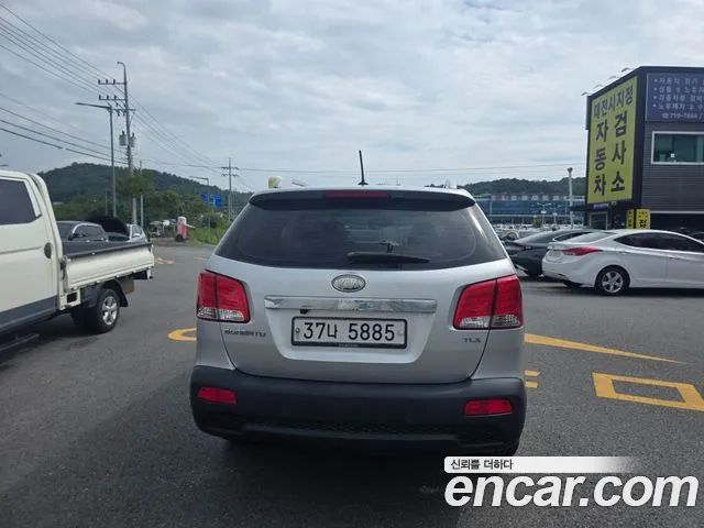 Kia Sorento 2009 thumb 5
