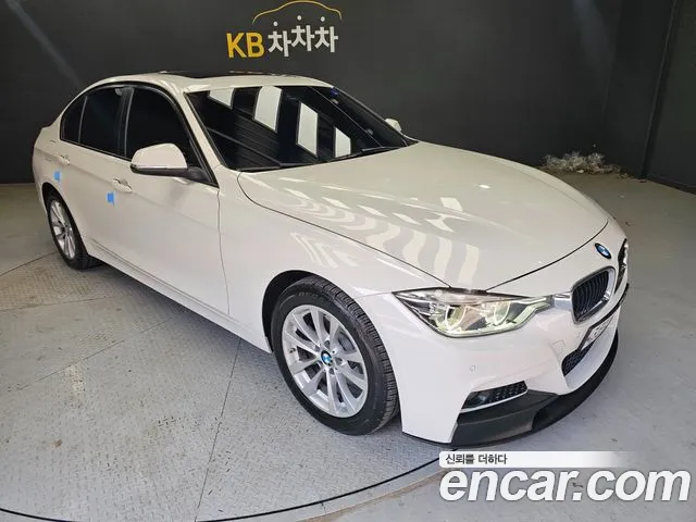 BMW 3 серии 2017 thumb 6