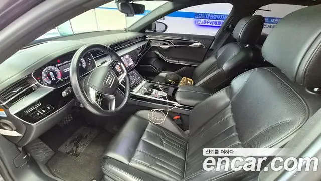 Audi A8 2020 thumb 10