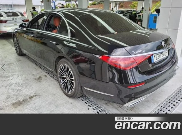 Mercedes-Benz S-Class 2021 thumb 5
