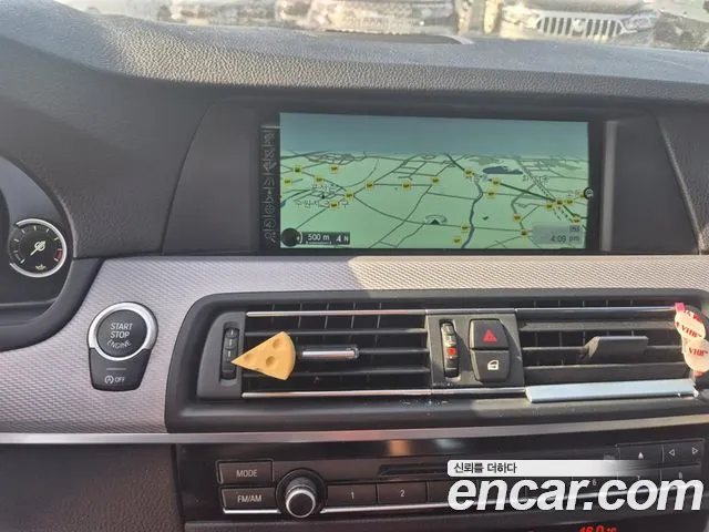 BMW 5 серии 2013 thumb 12