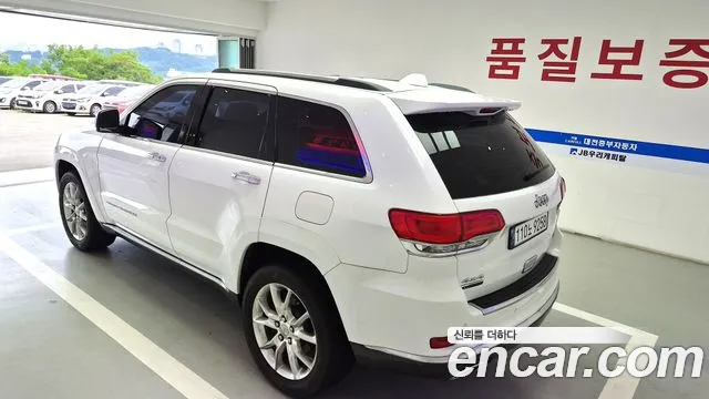 Jeep Grand Cherokee 2015 thumb 4