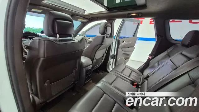 Jeep Grand Cherokee 2015 thumb 8