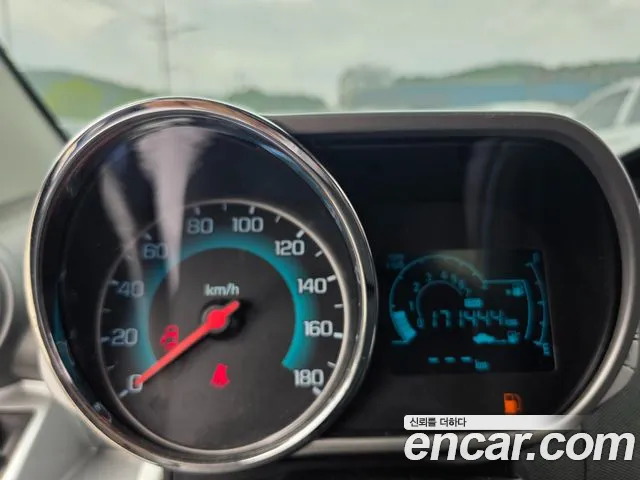 Chevrolet Spark 2014 thumb 12
