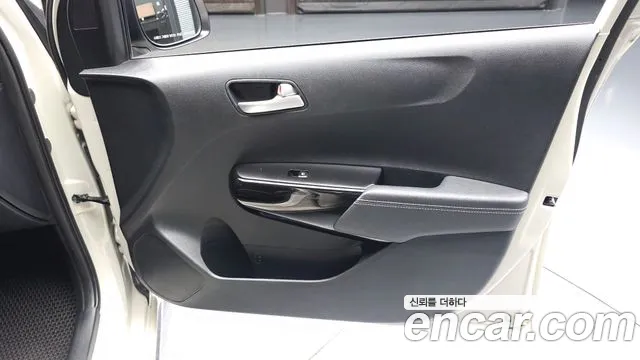 Kia Morning 2018 thumb 6