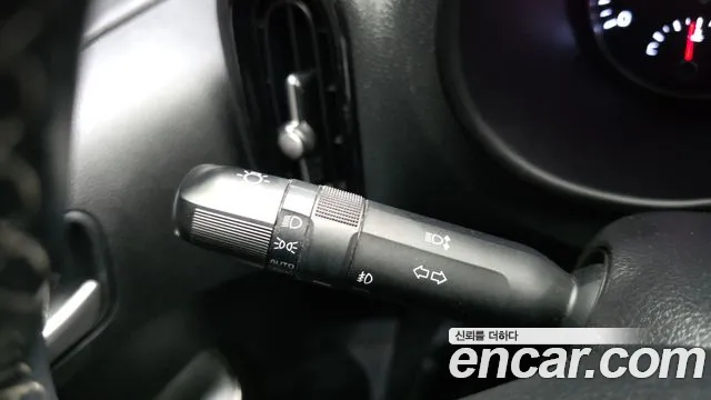 Kia Morning 2018 thumb 7