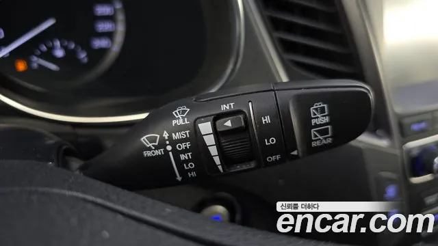 Hyundai Santafe 2018 thumb 5