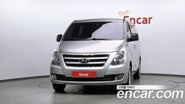 Hyundai Staria 2017 thumb 5