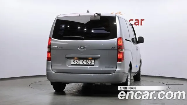 Hyundai Staria 2017 thumb 10