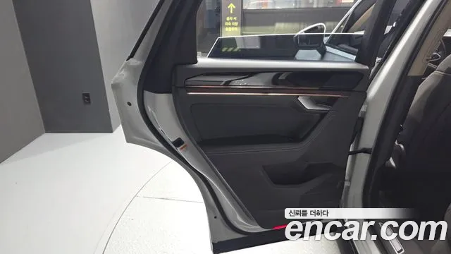 Volkswagen Touareg 2023 thumb 11