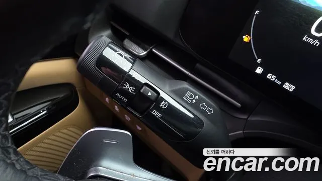 Kia Carnival 2021 thumb 8