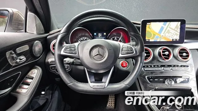 Mercedes-Benz C-Class 2017 thumb 3