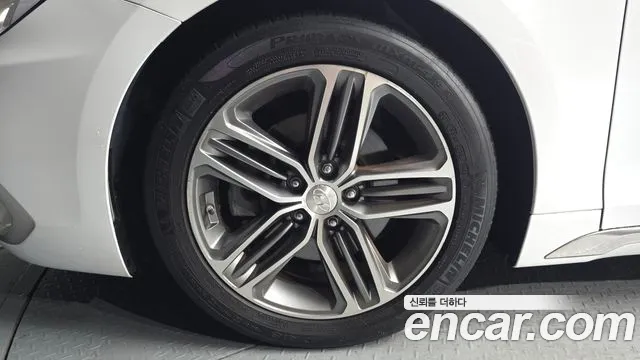 Hyundai Grandeur 2016 thumb 4