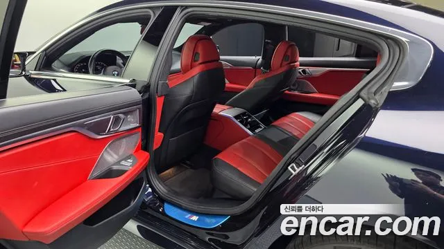 BMW 8 серии 2021 thumb 7