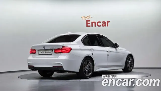 BMW 3 серии 2018 thumb 5