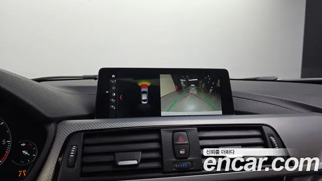BMW 3 серии 2018 thumb 9