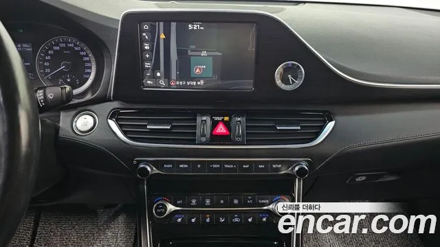 Hyundai Grandeur 2017 thumb 9