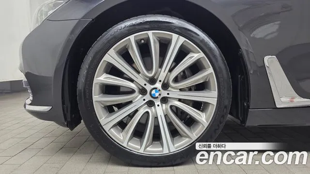 BMW 7 серии 2016 thumb 3
