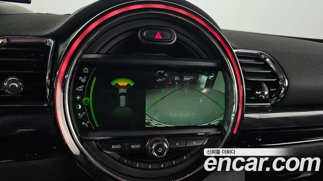 Mini Cooper Clubman 2019 thumb 8