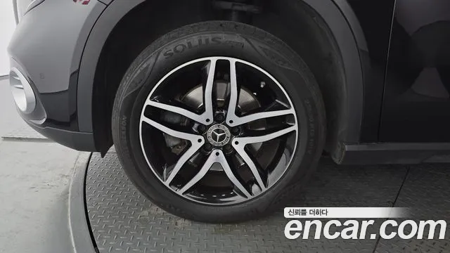 Mercedes-Benz A-Класс 2018 thumb 9