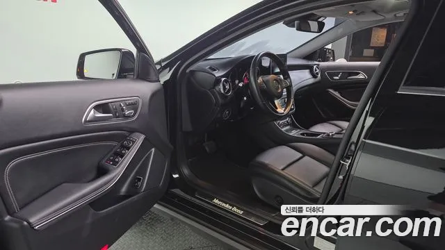 Mercedes-Benz A-Класс 2018 thumb 7