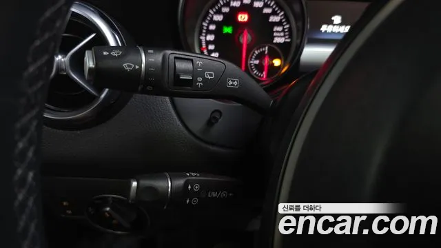 Mercedes-Benz A-Класс 2018 thumb 12