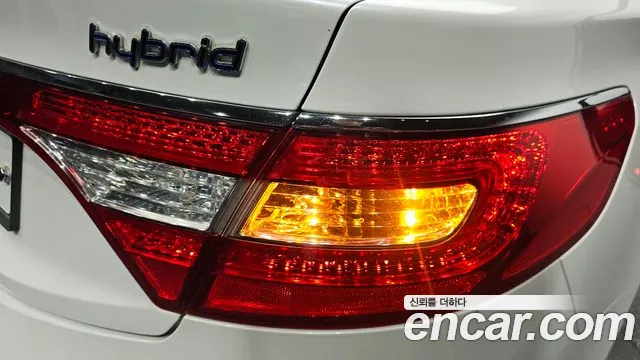 Hyundai Grandeur 2014 thumb 2