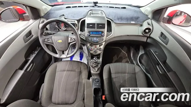 Chevrolet Aveo 2015 thumb 10