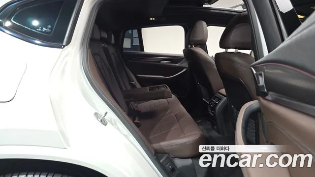 BMW X4 2023 thumb 12