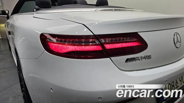 Mercedes-Benz E-Class 2019 thumb 3