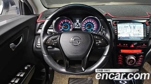 KGM Tivoli Air 2017 thumb 2