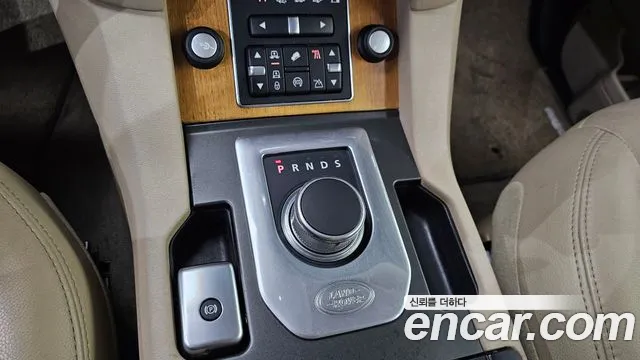 Land Rover Discovery 2014 thumb 9
